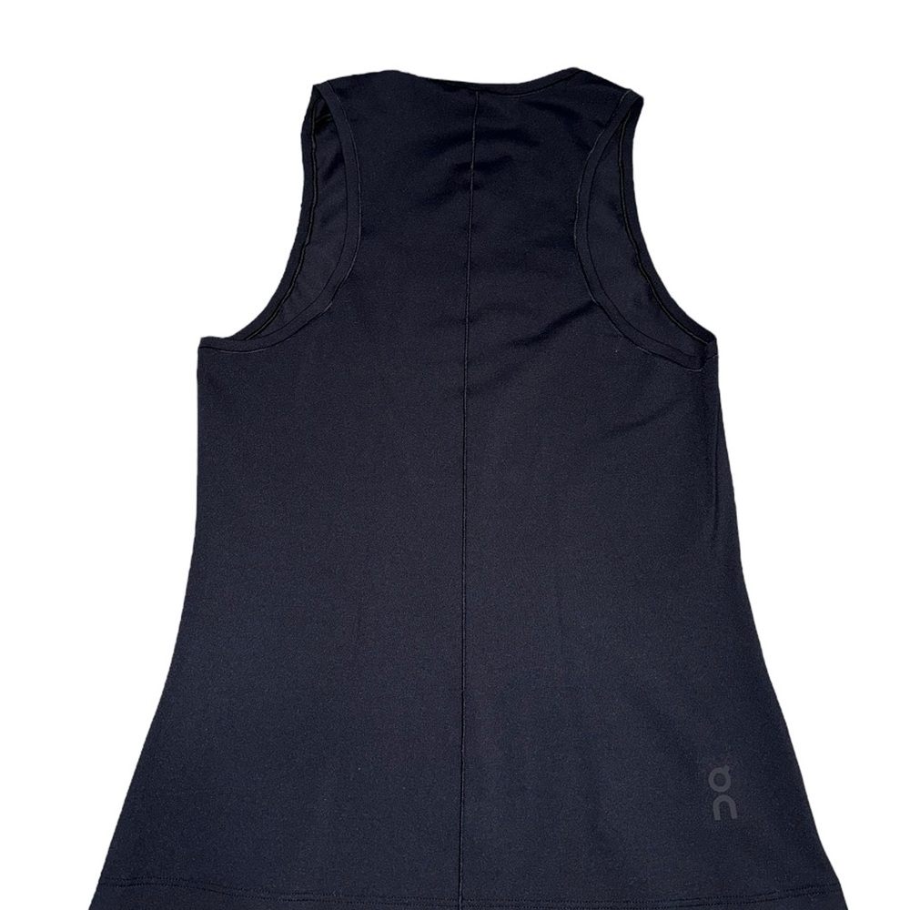 On Running Black Movement Tank Racerback Size Medium - Picture 4 of 10